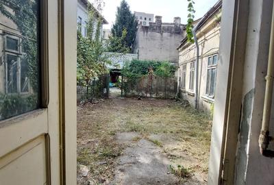 Universitate, Ultracentral, Tudor Arghezi,2 apartamente  in vila, curte, parcare - 7