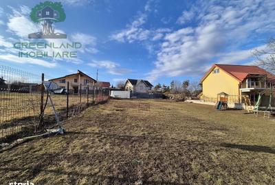 Teren de 1100 mp, în Cug - 8