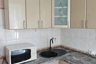 Apartament cu 3 camere semidecomandat în Titan - 10