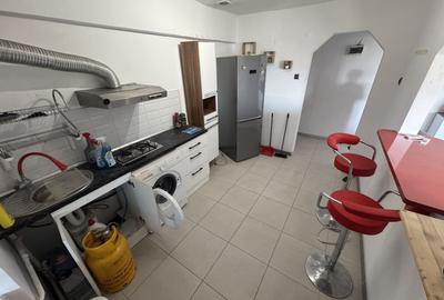 Apartament cu 2 camere nedecomandat, mobilat în P-ța Ovidiu - 3