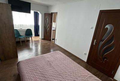 Garsonieră decomandată în Tractorul - 2