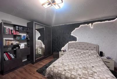 Casă cu 6 camere în Livada - 2