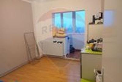 Apartament  4 camere de inchiriat MALUL MURESULUI - 9