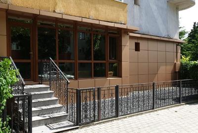 De vanzare spatiu comercial - birouri - strada Traian - Vaslui - 1