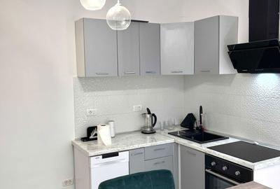 Apartament cu 3 camere decomandat în Central - 3