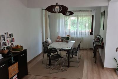 Casă cu 4 camere în Central - 12