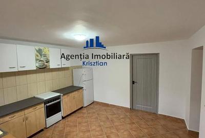 Apartament cu 3 camere, mobilat în Central - 2