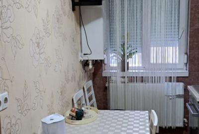 Apartament cu 3 camere decomandat în Gării - 2