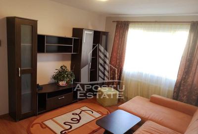 Apartament cu 3 camere semidecomandat, mobilat în Circumvalațiunii