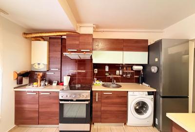 Apartament cu 3 camere semidecomandat, mobilat în Ghencea - 10