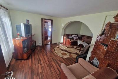 Casă cu 4 camere cu Teren 140 Mp în Blejoi - 7