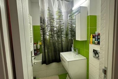 Apartament cu 4 camere decomandat în Central - 2