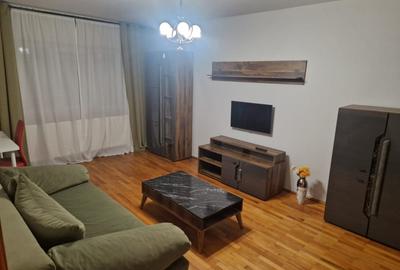 Apartament cu 2 camere decomandat, mobilat în Rovine