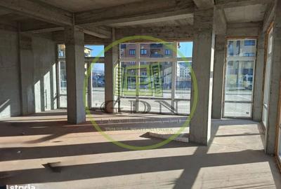 Spațiu comercial, de 100 mp, în Șelimbăr