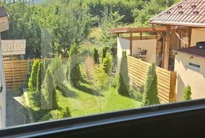 Casă cu 3 camere în Sadu - 8