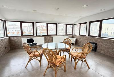 Spațiu comercial, de 852 mp, în Centrul Istoric - 1