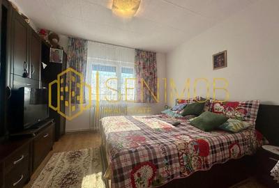 Apartament 3 camere de vanzare, 68 mp, Tractorul - cu parcare și beci! Apartament 3 camere de vanzare, 68 mp, Tractorul - cu parcare și beci! - 1