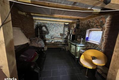 Casă cu 6 camere cu Teren 270 Mp în Central - 14