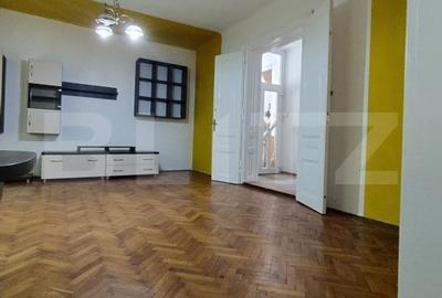 Casa istorica, 2 apartamnte, curte proprie- posibilitati multiple, zona Balcescu