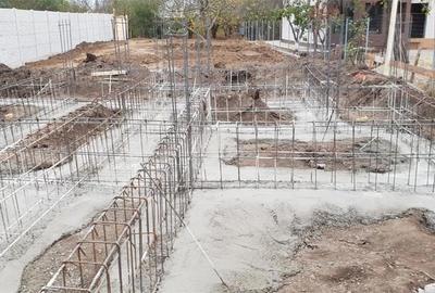 Casă cu 7 camere cu Teren 1000 Mp în Mihăilești - 4