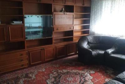 Apartament cu 3 camere decomandat în Barieră - 4