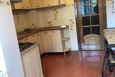 Apartament cu 2 camere decomandat în Tineretului - 2
