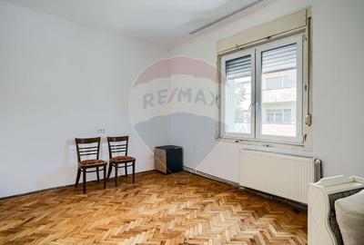 Spatiu de birouri de 40mp de inchiriat in zona Ultracentral - 1