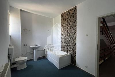 Apartament cu 3 camere decomandat în Central - 2