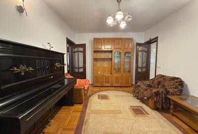 De inchiriat 3 camere Parter Bd Basarabia Plan secund - 2