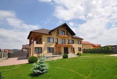 Casă cu 6 camere cu Teren 800 Mp în Sânpetru - 2
