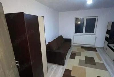 Garsonieră decomandată în Complex Studențesc - 1