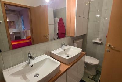 Apartament cu 3 camere semidecomandat în Titan - 12