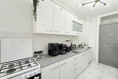 Apartament cu 2 camere semidecomandat, mobilat în Tomis II - 2
