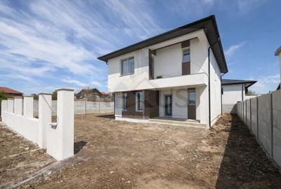 Casă individuală cu 4 camere cu Canalizare în Berceni - 1