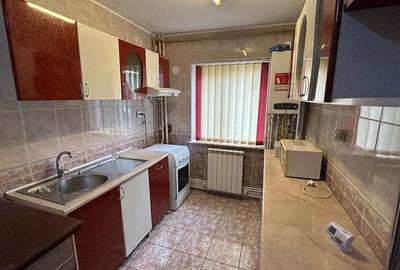 Apartament 4 camere, suprafata generoasa, zona  Dacia - 1
