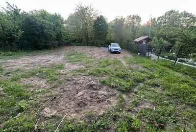Teren de 600 mp, în Bârnova - 2