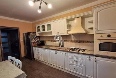 Casă cu Teren 457 Mp în Central - 15