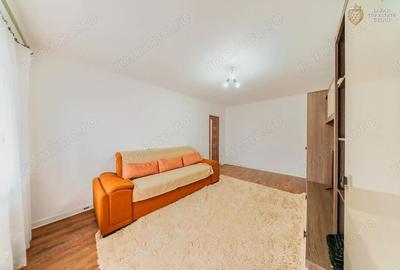 Apartament cu 3 camere decomandat, mobilat în Alfa - 16