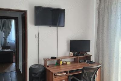 Apartament cu 3 camere semidecomandat, mobilat în Obor - 8