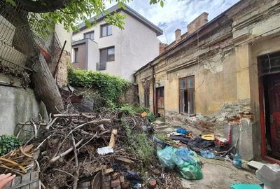 Casă cu Teren 140 Mp în Parcul Carol