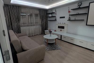 Apartament cu 3 camere decomandat, mobilat în Poarta 6 - 9