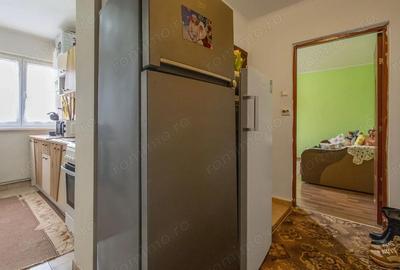 Apartament cu 2 camere semidecomandat în Est