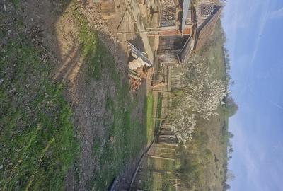 Casă cu Teren 720 Mp în Nadăș