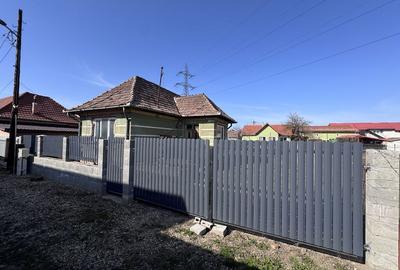 Casă cu 2 camere în Central