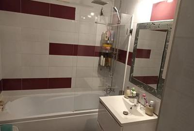 Vand apartament 2 camere zona confectii - 2