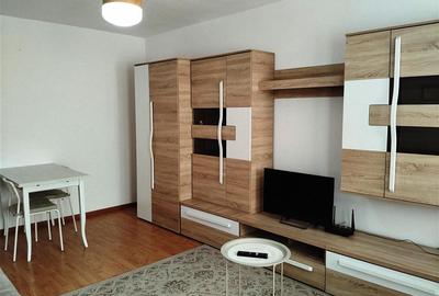 Apartament cu 2 camere decomandat, mobilat în Sud