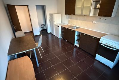 Apartament cu 2 camere decomandat în Girocului - 3