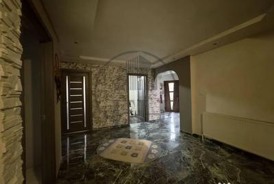 Casă cu 3 camere cu Canalizare în Hârșova - 17