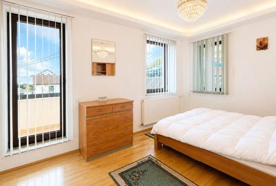 Casă cu 8 camere cu Teren 750 Mp în Central - 12