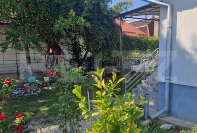 Casă cu 2 camere decomandat cu Teren 1600 Mp în Uriu